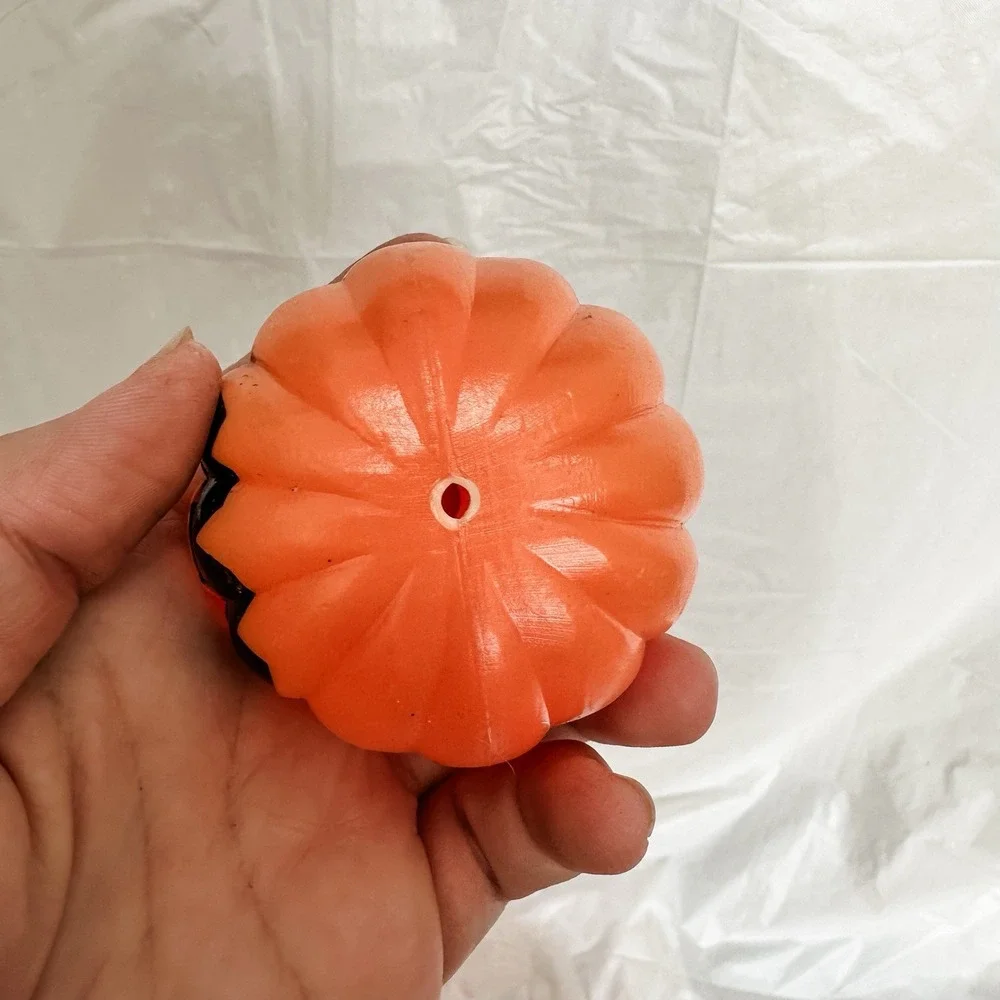 VTG‎ Plastic Blow Mold Style Stringlight Covers 